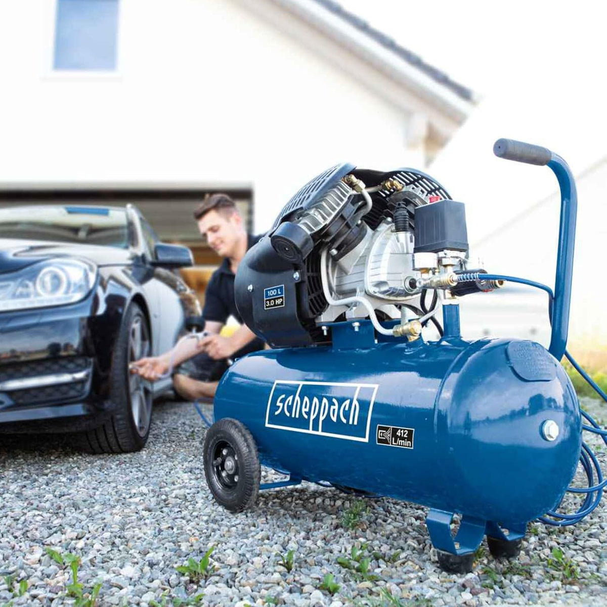 Scheppach Druckluft Kompressor HC120DC ölgeschmiert und langlebig 2200W Leistung 100L Kessel max. 10bar Druck 371L Ansaugleistung mit Fahrvorrichtung,