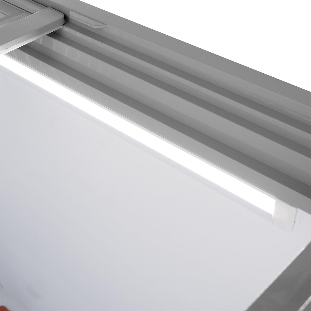 GastroHero Eiscreme Gefriertruhe 284 Liter Tiefkühltruhe LED Beleuchtung Schiebeglasdeckel Rollen Gefrierschrank Gewerbe Eis Truhe Verkauf –18 °C