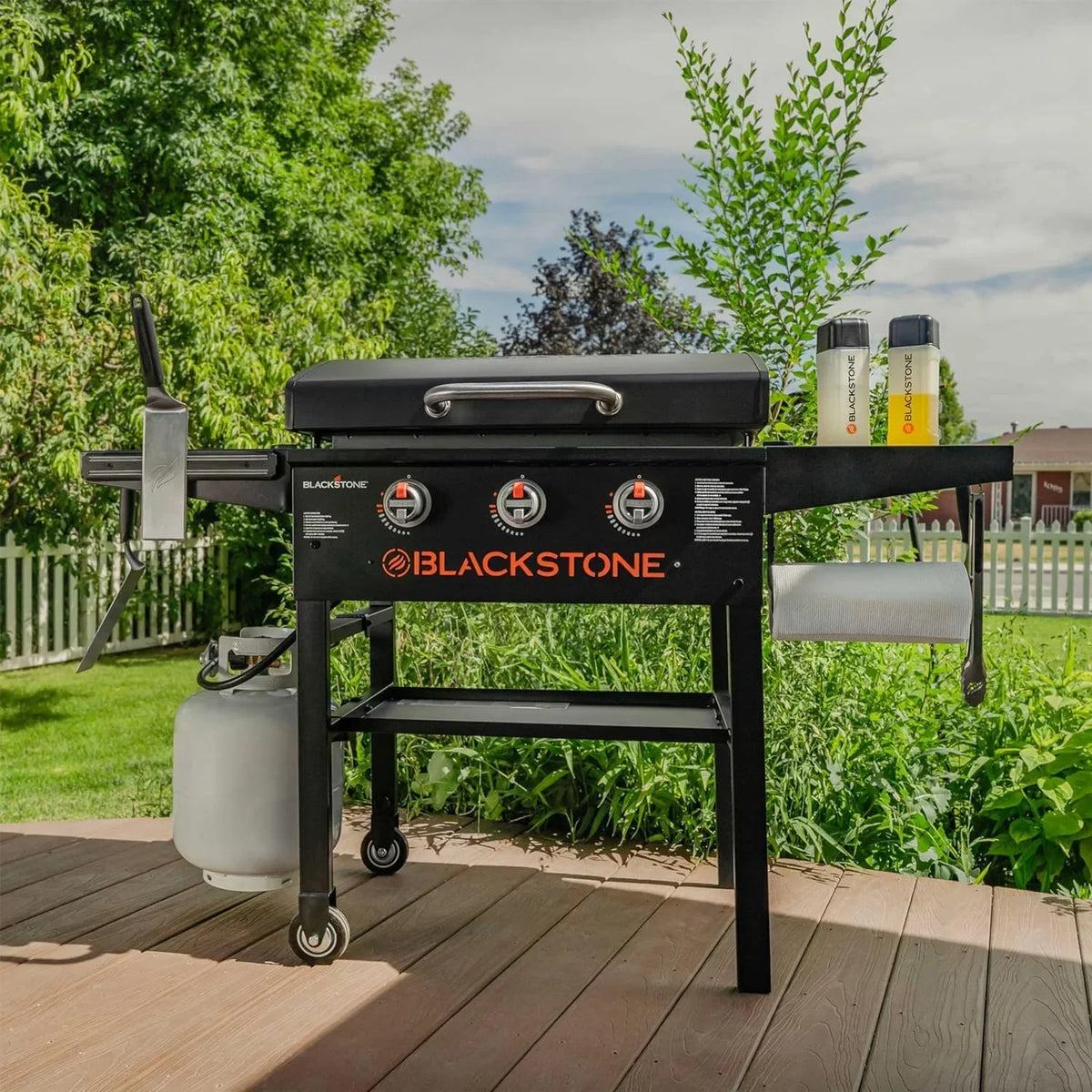 28 Inch Blackstone Griddle 2080 with Hood XL Griddle Original 3-Burner Outdoor Flat Top Grill, with Blackstone Griddle Accessories, Seasoning, and