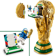 View Editions Trofeo Oficial de la Copa Mundial de la FIFA - Trofeo de Juguete - Maqueta 3D con Minifigura Coleccionable - Regalo de Fútbol para Niños y image 4