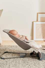 View BabyBjörn Babywippe Bliss, Gewebt, Klassische Steppung, Sandgrau image 4