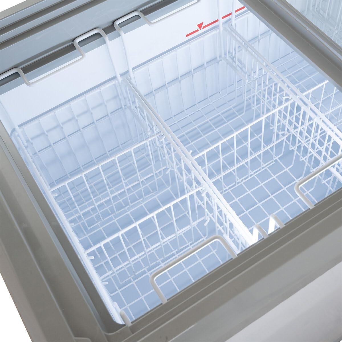 GastroHero Eiscreme Gefriertruhe 284 Liter Tiefkühltruhe LED Beleuchtung Schiebeglasdeckel Rollen Gefrierschrank Gewerbe Eis Truhe Verkauf –18 °C
