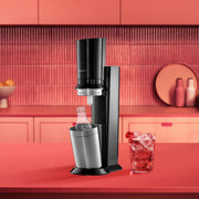 View SodaStream Crystal 3.0 Wassersprudler mit 2x Quick-Connect CO2-Zylinder und 2x Glaskaraffen image 3
