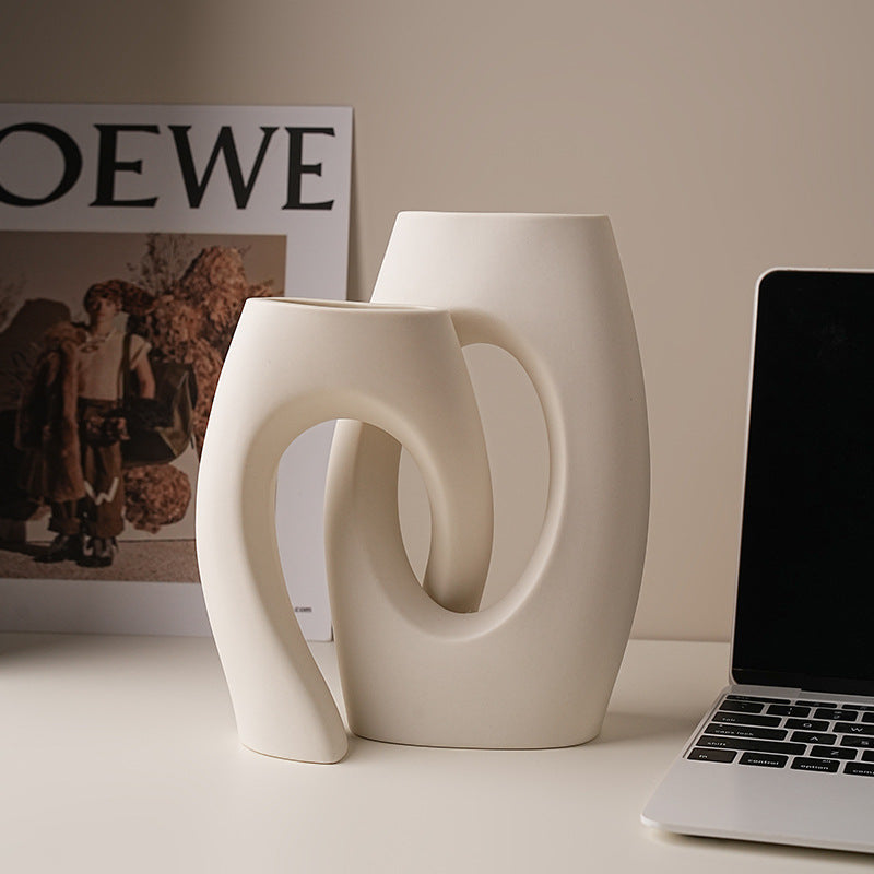 Modern Ceramic Interlocking Tube Decorative Vase for Tabletop Home Decor