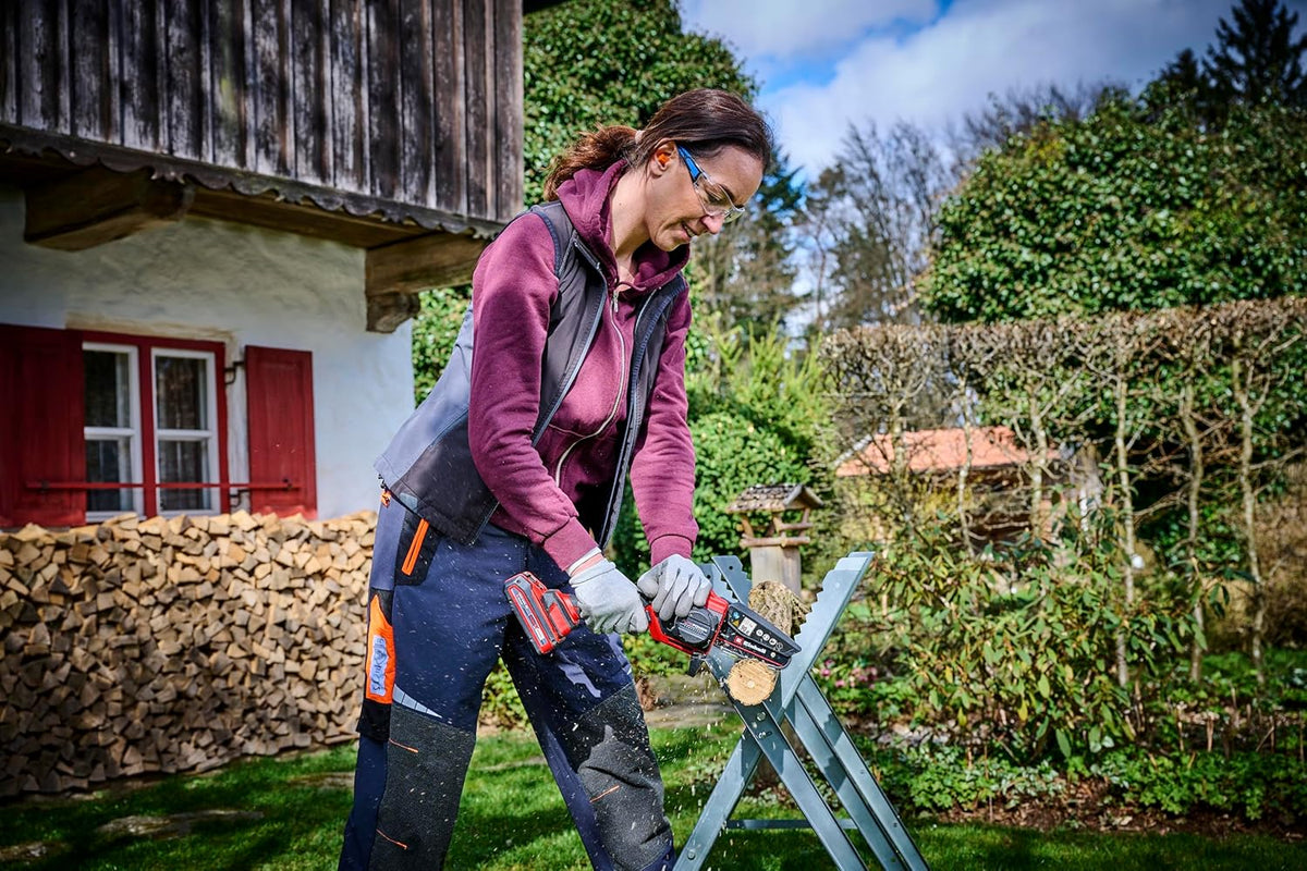 Einhell Akku-Astkettensäge GE-PS 18/15 Li Bag Kit Power X-Change (18 V, Brushless, 12,5 cm Schnittlänge, inkl. 2,5 Ah Akku, Ladegerät, Ersatzkette,